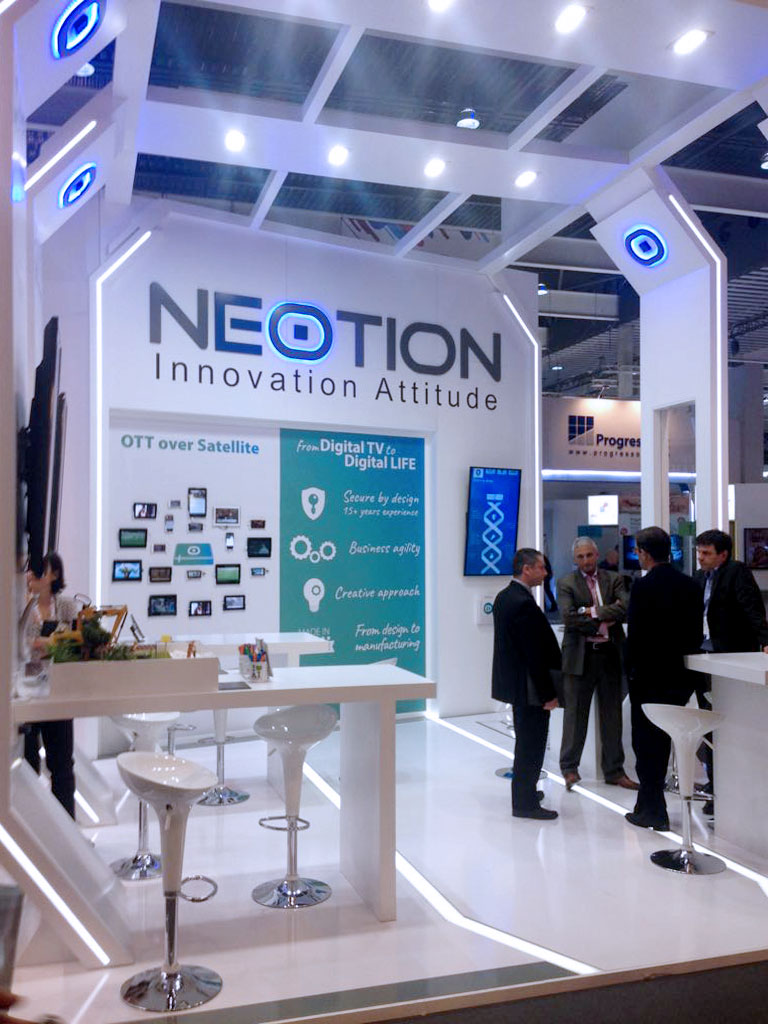 grupoalc-stand-mwc-2018-neotion